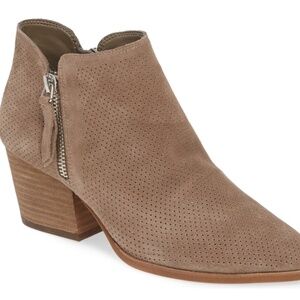 Nethera ankle boots, perforated suede ankle boots 7.5 in Taupe